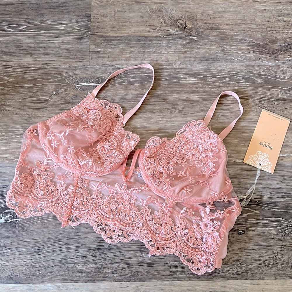 Blashe Bralette Top size M Brand New with tags - Picture 2 of 7